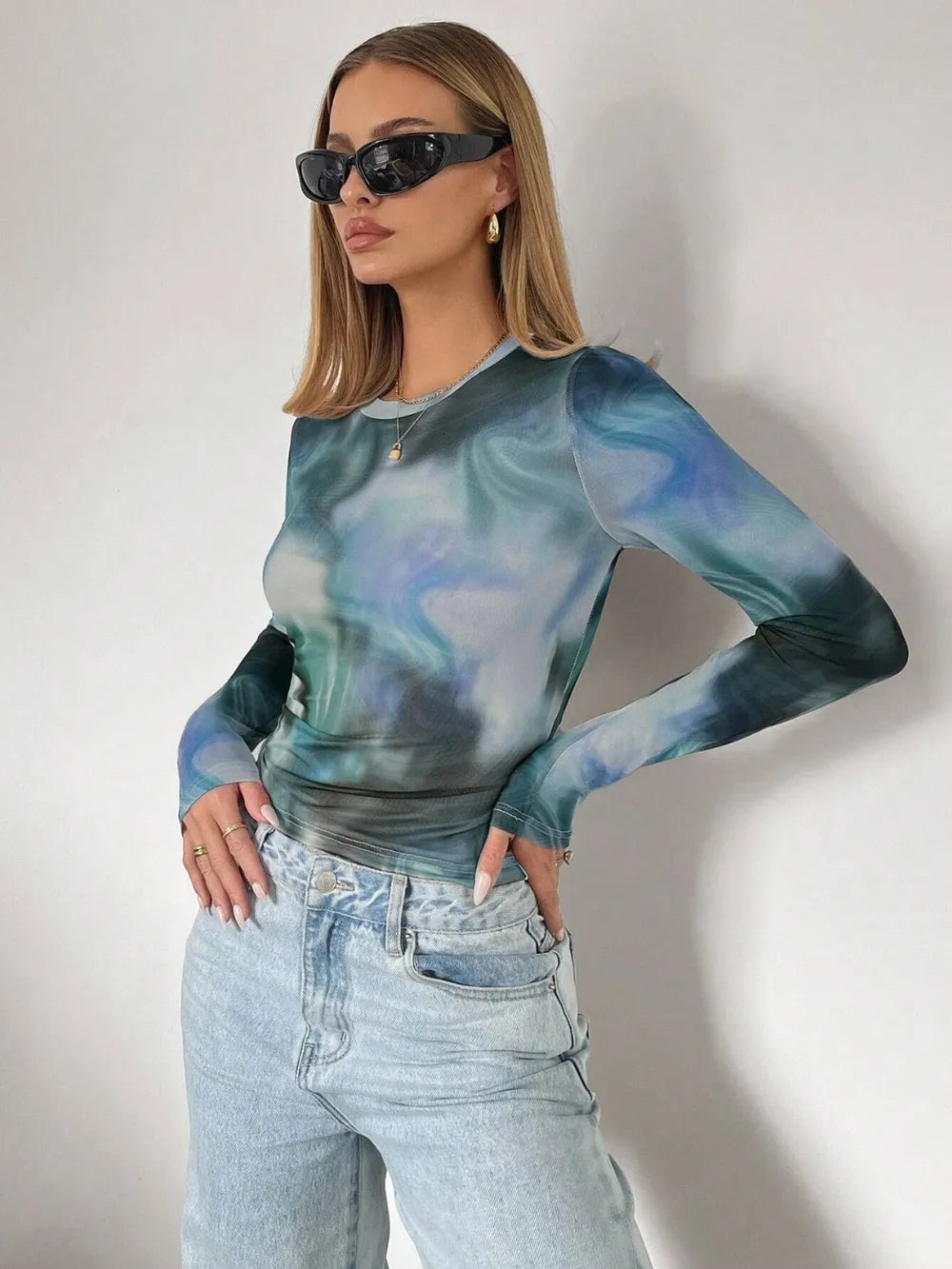 Elegant women's printed round neck mesh slim fit long sleeved top T-shirt for women