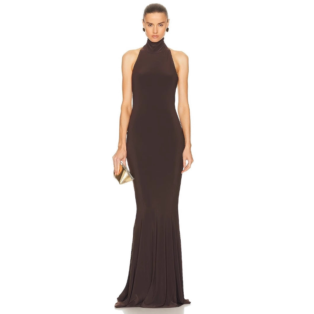 Hanging neck exposed back slim fit fashionable fishtail long dress formal dress