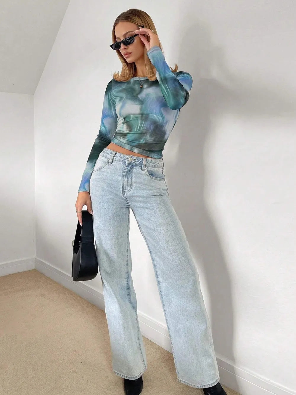Elegant women's printed round neck mesh slim fit long sleeved top T-shirt for women